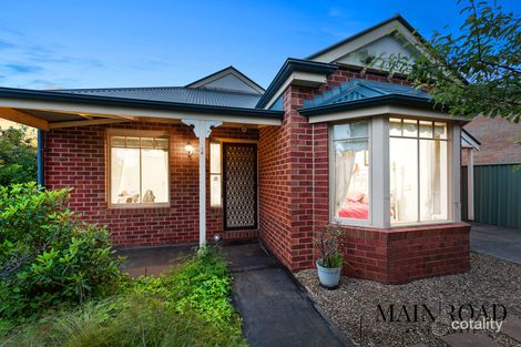 Property photo of 14 Sidney Place Caroline Springs VIC 3023