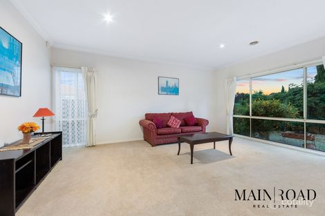 Property photo of 14 Sidney Place Caroline Springs VIC 3023