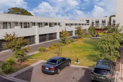 32 North Pde, Royal Park, SA 5014