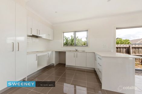 Property photo of 2/65 Andrew Road St Albans VIC 3021