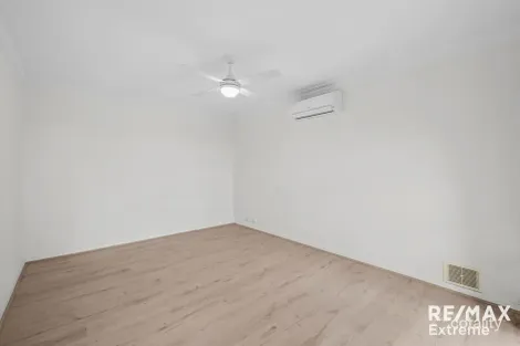 Property photo of 64 Dealy Close Cannington WA 6107