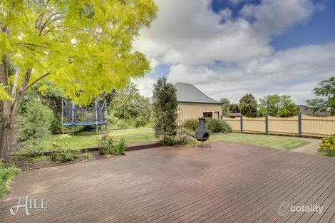 Property photo of 1 Lords Rise Berwick VIC 3806