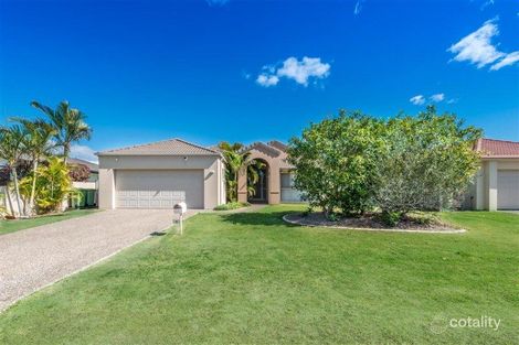 Property photo of 8 Maidenhead Court Oxenford QLD 4210