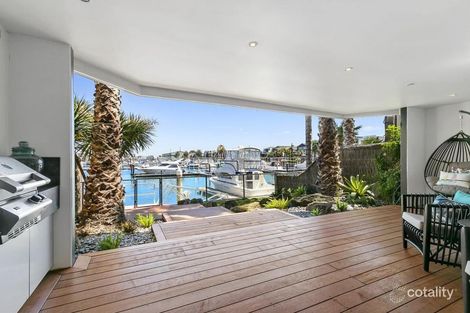 1 North Shore Dr, Patterson Lakes, VIC 3197