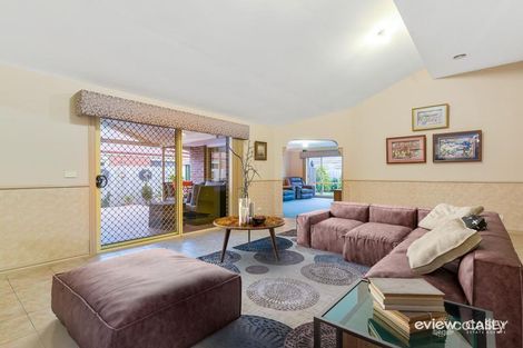 Property photo of 3 Ganton Grove Cranbourne VIC 3977