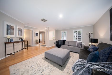 Property photo of 30 Wolviston Avenue Hillside VIC 3037
