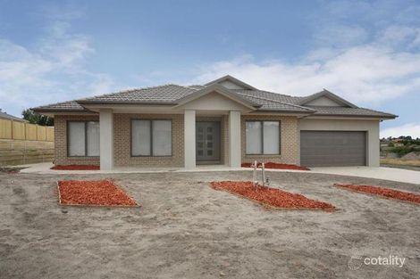 16 Avenview Dr, Narre Warren North, VIC 3804