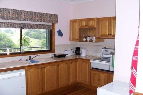 Property photo of 18 Walkers Drive Maleny QLD 4552