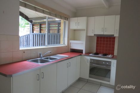 Property photo of 2/90 Rajah Road Ocean Shores NSW 2483