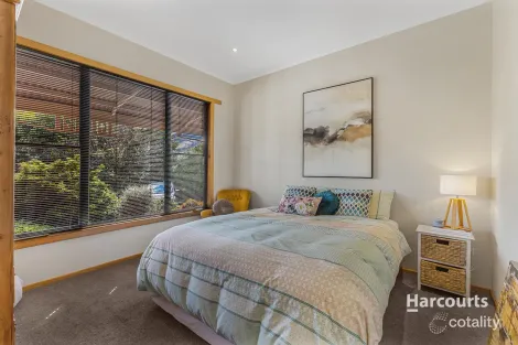 Property photo of 24 Dodgin Street Wynyard TAS 7325