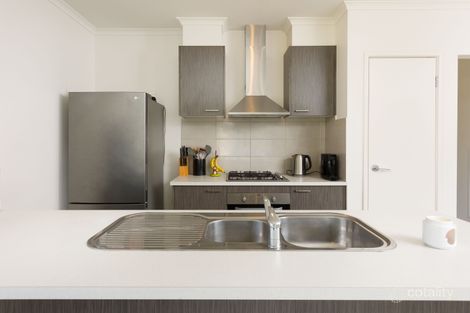 Property photo of 43 Axford Boulevard Wodonga VIC 3690