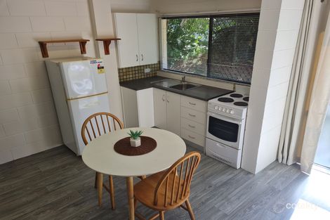 3/6 Hector Cl, Westcourt, QLD 4870