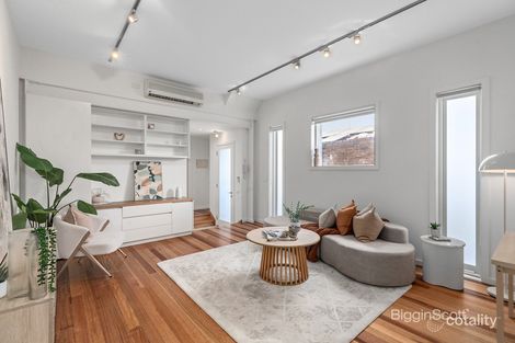 8 THERESA ST, RICHMOND, VIC 3121
