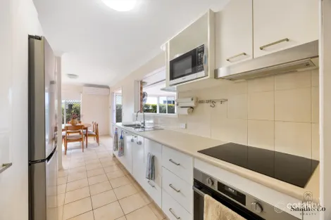 Property photo of 22 Hume Parade Paradise Point QLD 4216