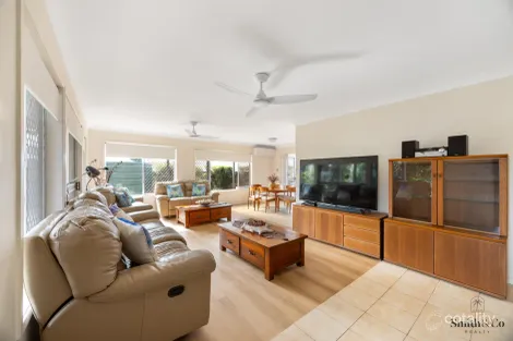 Property photo of 22 Hume Parade Paradise Point QLD 4216