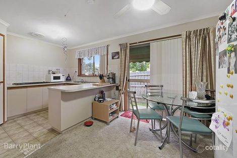 Property photo of 2/8 Victory Court Narre Warren VIC 3805