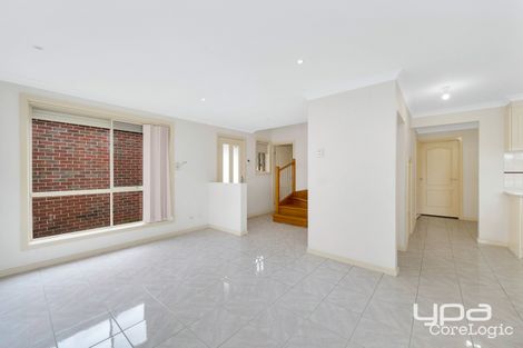 Property photo of 4/38 Papworth Place Meadow Heights VIC 3048