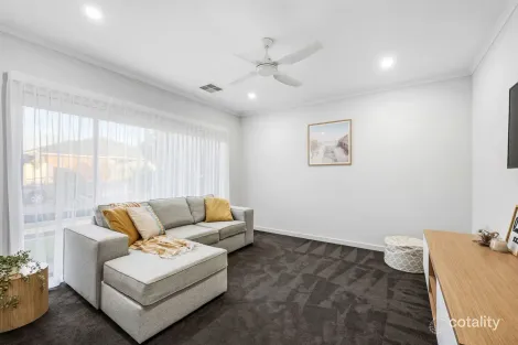 Property photo of 23 Magellan Road Seaford Meadows SA 5169