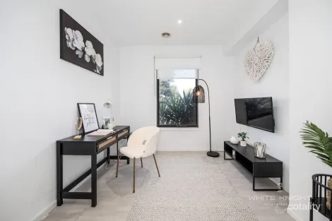 Property photo of 6 Quarters Street Aintree VIC 3336