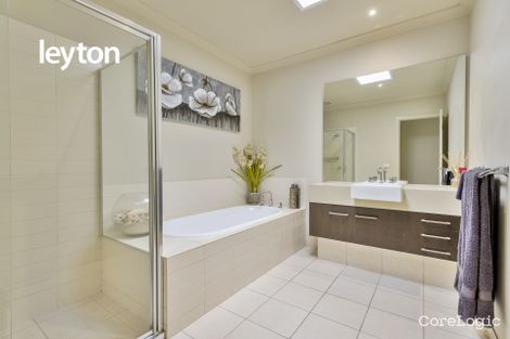 Property photo of 1 Scotch Avenue Keysborough VIC 3173