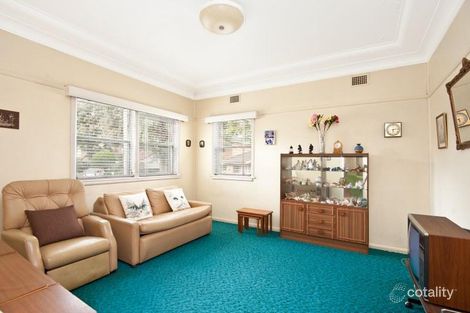 Property photo of 1 Deakin Place Kirrawee NSW 2232