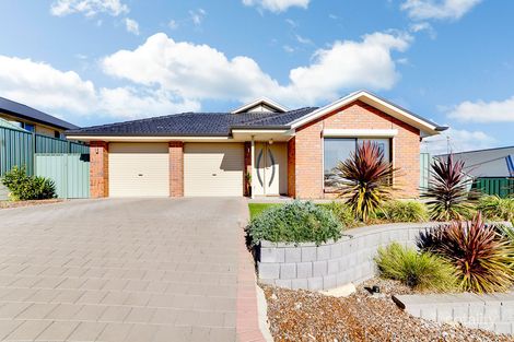 Property photo of 10 Toby Court Hallett Cove SA 5158