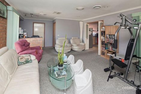 Property photo of 41 Serpentine Road Keysborough VIC 3173