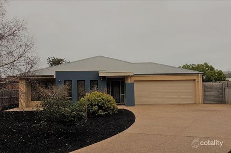 Property photo of 4 Illawarra Place Rosebud VIC 3939