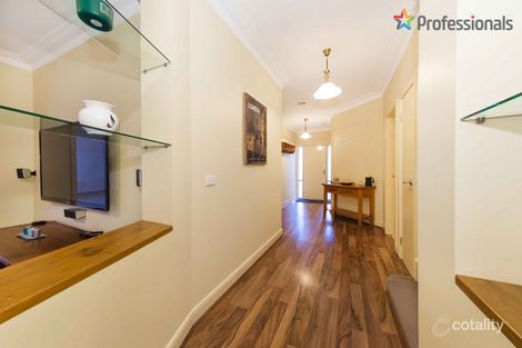 Property photo of 13 Broadhurst Way Caroline Springs VIC 3023