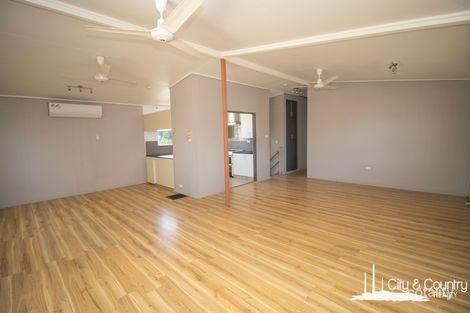 Property photo of 32 Banks Crescent Sunset QLD 4825