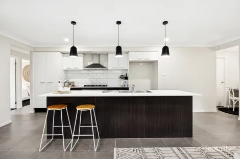 Property photo of 44 Clinton Way Hamlyn Terrace NSW 2259