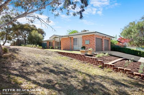 Property photo of 32 Leita Court Ngunnawal ACT 2913