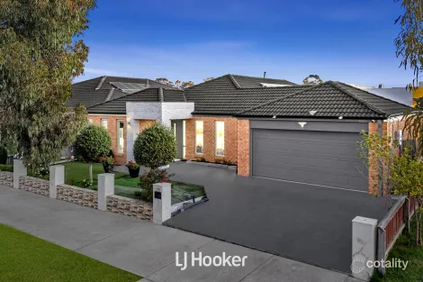 58 Pepperbush Cct, Cranbourne, VIC 3977