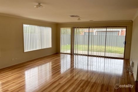 Property photo of 13 Grovedale Way Manor Lakes VIC 3024