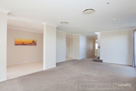Property photo of 2 Portabello Crescent Thornton NSW 2322