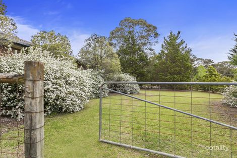 Property photo of 10 Tartarian Crescent Bomaderry NSW 2541