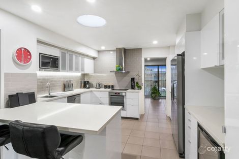 Property photo of 8 Greenhill Court Sinnamon Park QLD 4073