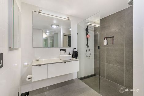 Property photo of 8 Greenhill Court Sinnamon Park QLD 4073