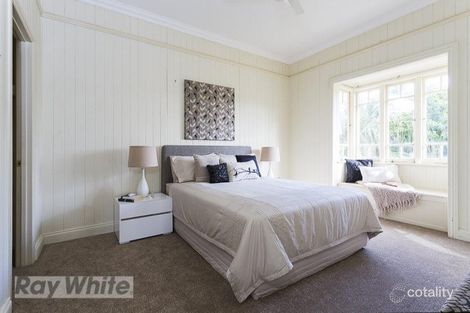 Property photo of 1/274 Cavendish Road Coorparoo QLD 4151