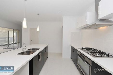Property photo of 12 Graymont Close Darch WA 6065