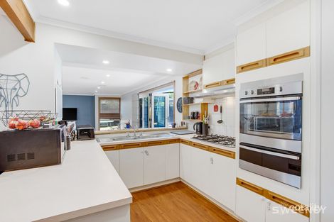 Property photo of 18 Duggan Court Altona Meadows VIC 3028