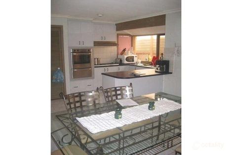 Property photo of 28 Argyle Crescent Werribee VIC 3030
