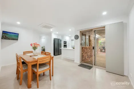 Property photo of 8 Carmen Court Avoca QLD 4670