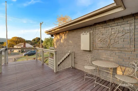 Property photo of 17 Paddock Street Whittlesea VIC 3757