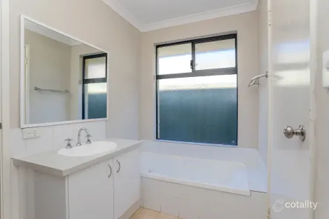 Property photo of 3/17 Devonshire Terrace Armadale WA 6112