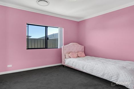 Property photo of 7 Langshan Street Southern River WA 6110