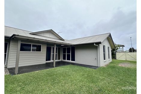 Property photo of 1/1 William Avenue Yamba NSW 2464
