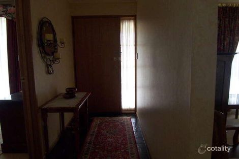 Property photo of 18 Oakhill Crescent Morphett Vale SA 5162