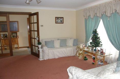 Property photo of 4 Trinity Drive Kelso NSW 2795