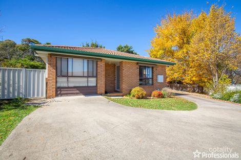 Property photo of 1 Verna Close Armidale NSW 2350